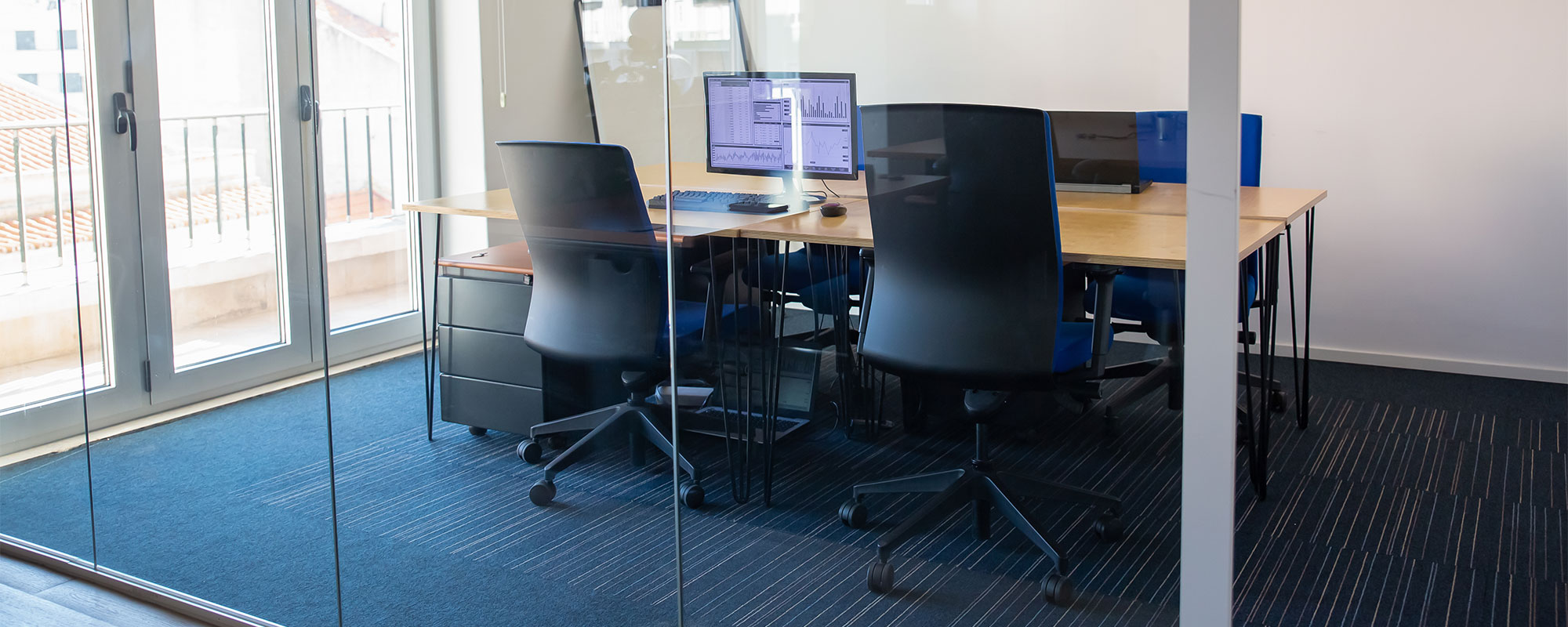 Büro & Boarding | SBS Swiss